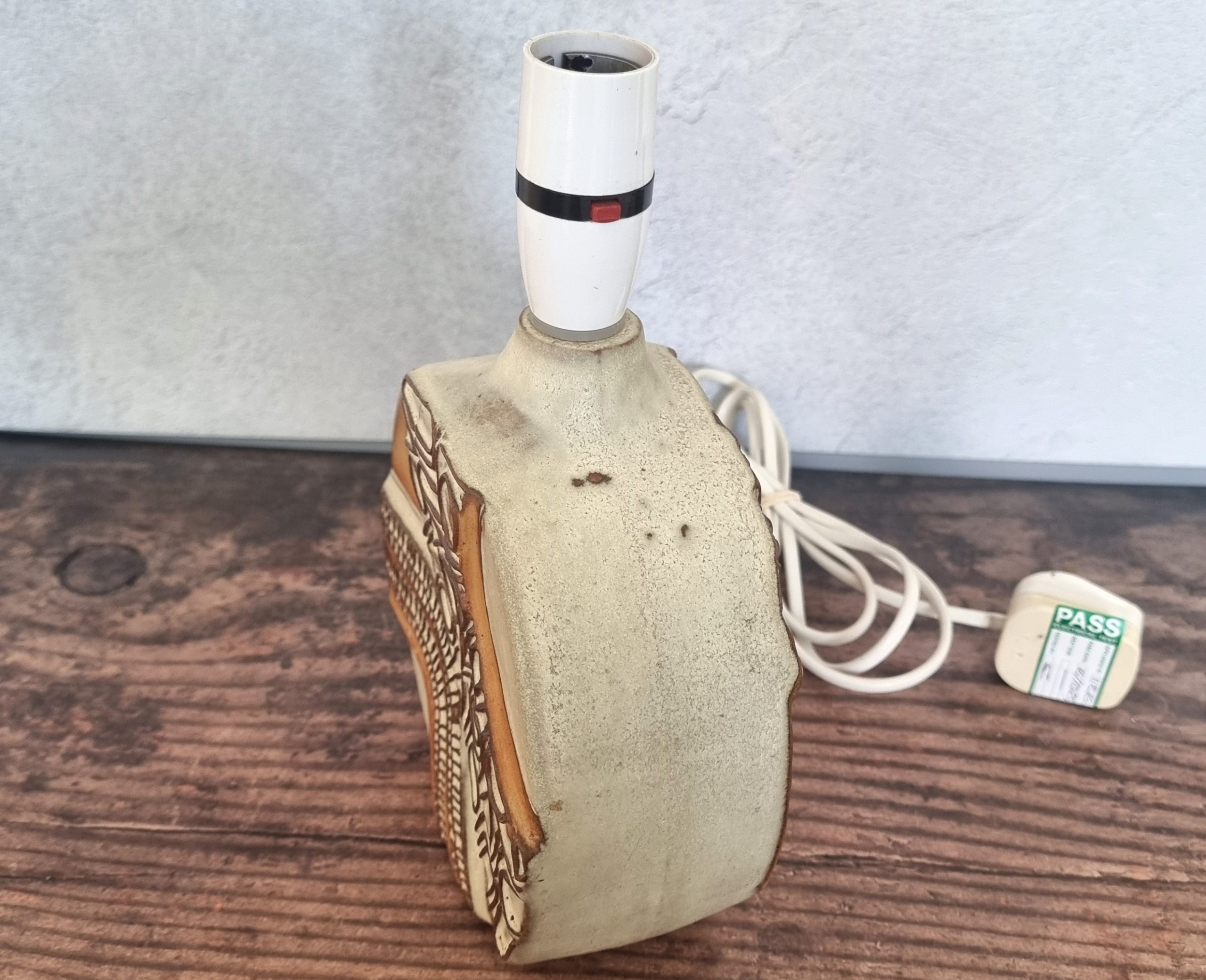 Louis Hudson Studio Ware Table Lamp - Image 3